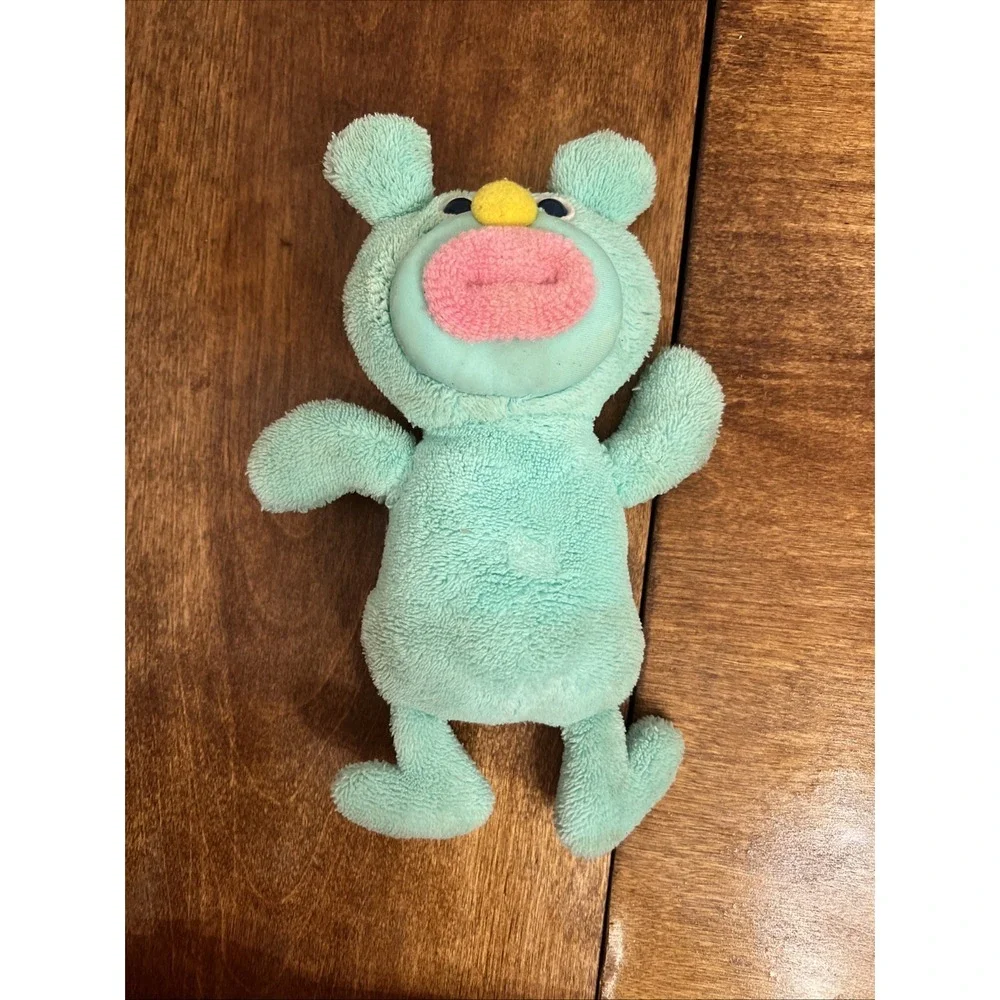 Fisher Price 2010 Mint Green Sing-A-Ma-Jig Plush Musical Toy Collectible - Read